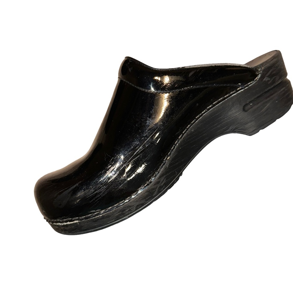 Dansko | Sonja Patent Leather Professional Clogs | Mules | Black | EU 39